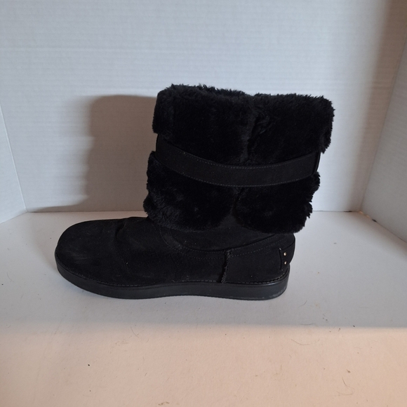 Guess Black Winter Boots for Women - Picture 5 of 8